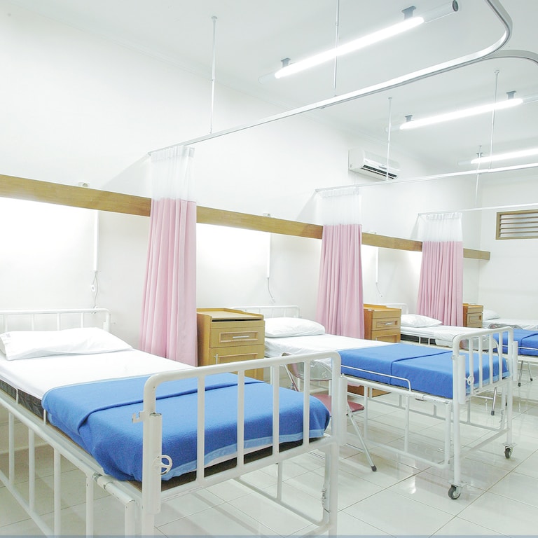 Healthcare Provider Avoids Millions in Oracle Java Fees by Proactively Navigating Multiple Licensing Shifts